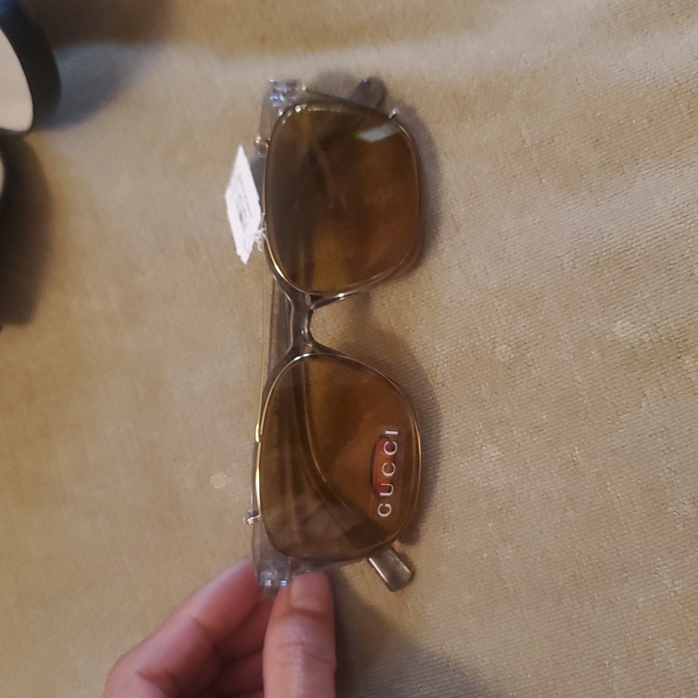 Gucci Sunglasses Clip-On with Gucci Dusty & Coastal.com Hard Case - Picture 12 of 16